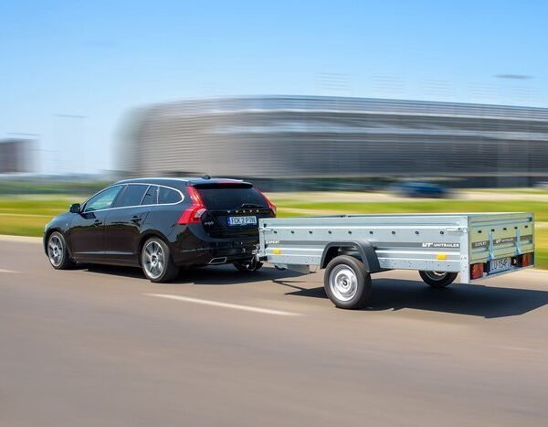 Remorque voiture simple essieu 264 x 150 EXPERT 2615 PTAC 500/750 kg